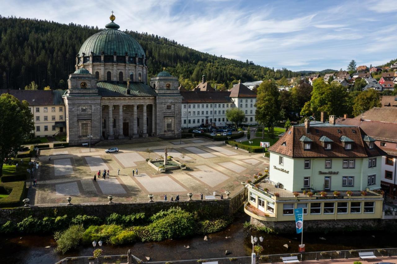 Dom-Hotel Sankt Blasien Exteriör bild